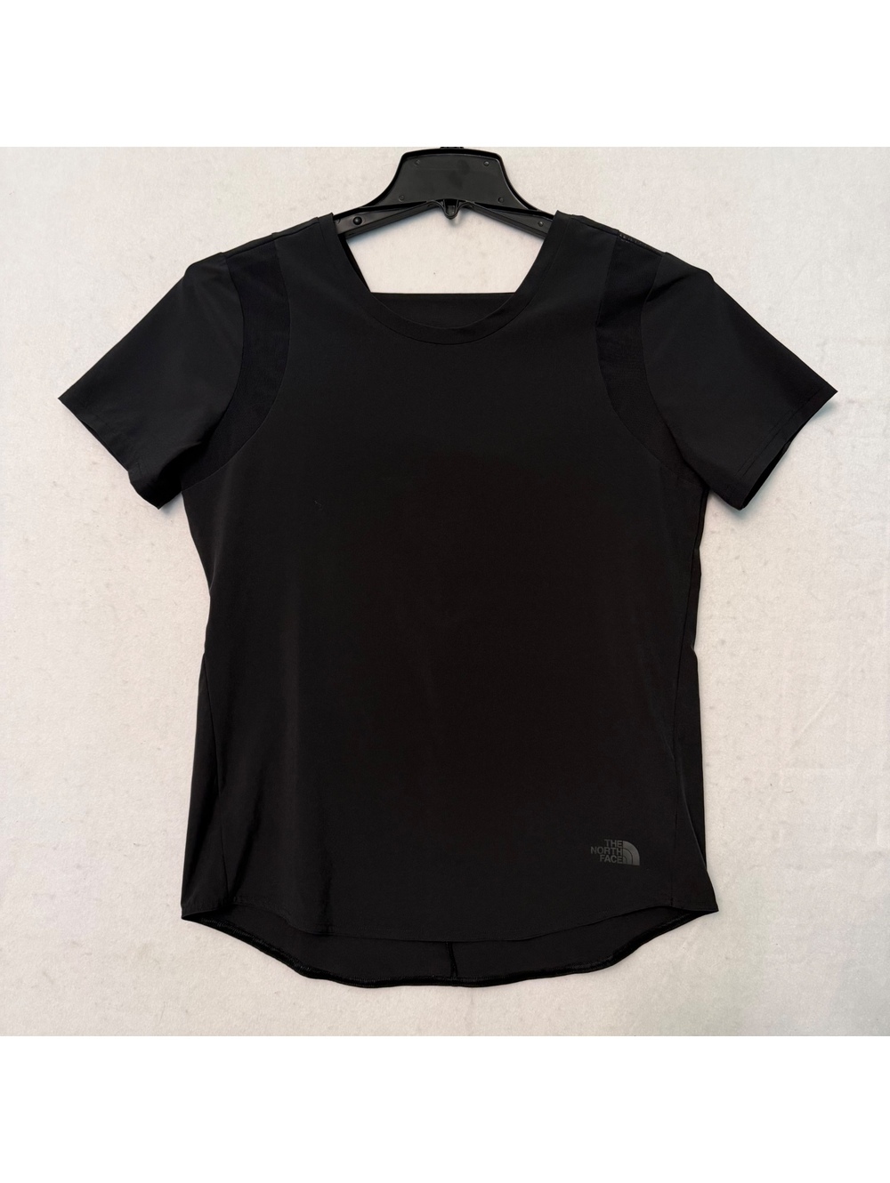 The North Face Dayology Women's SMALL Back Deep V Sheer Shoulder Active Shirt